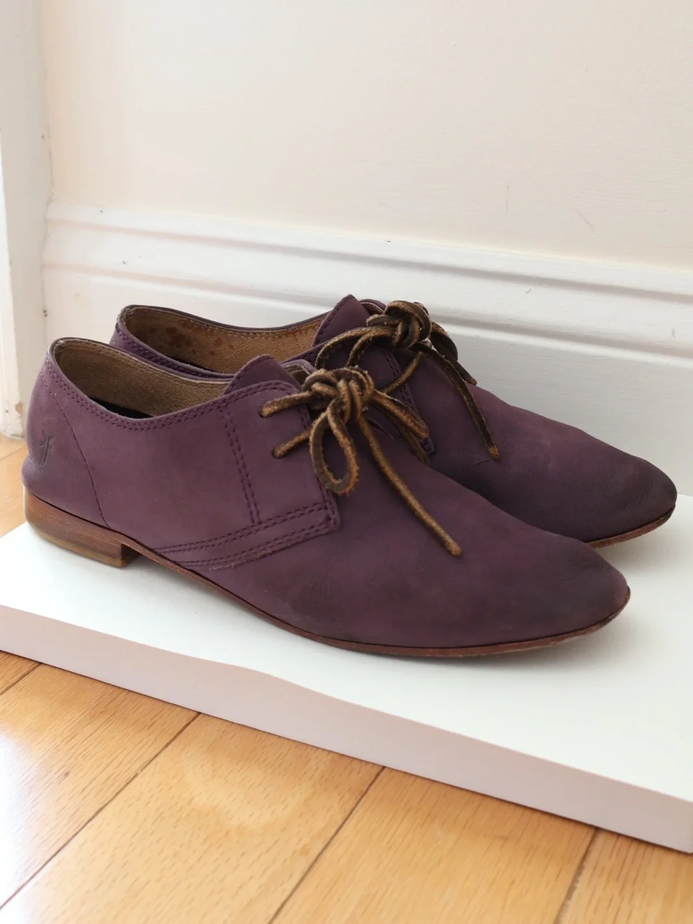 Frye Jillian Purple Suede Leather Oxfords Lace Up Shoes Indie Artsy Preppy 9.5